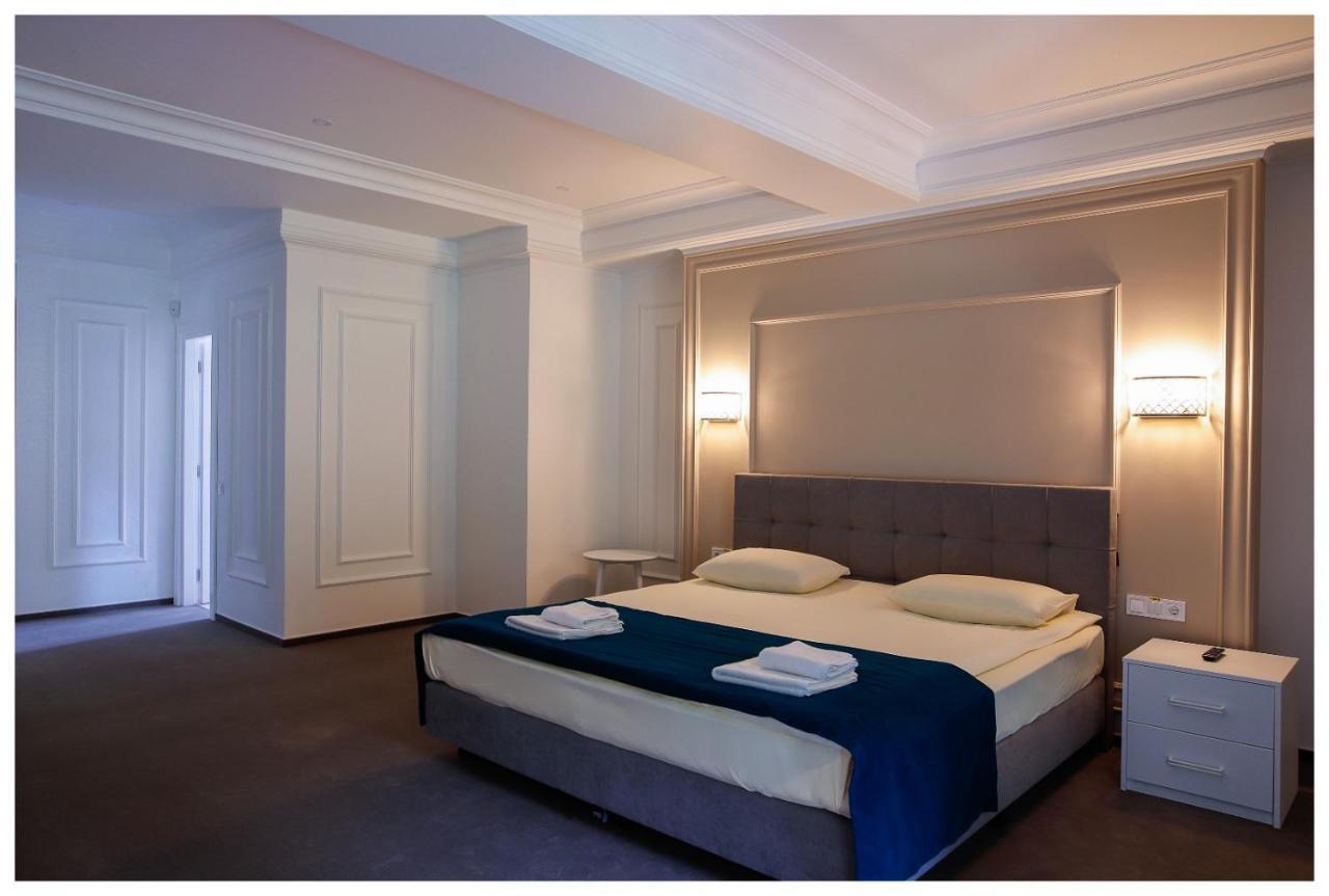 Vila Berlin Hotel Poiana Brasov Bagian luar foto