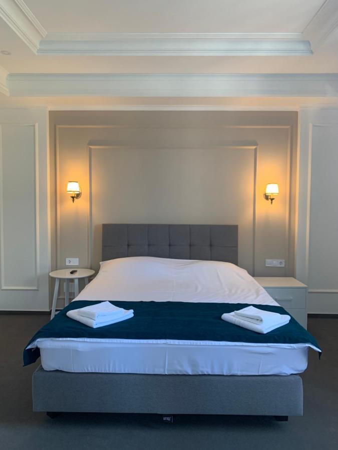 Vila Berlin Hotel Poiana Brasov Bagian luar foto