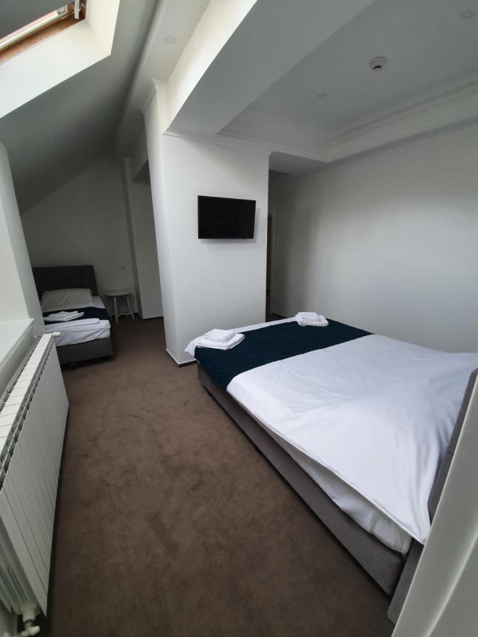Vila Berlin Hotel Poiana Brasov Bagian luar foto