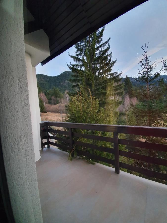 Vila Berlin Hotel Poiana Brasov Bagian luar foto