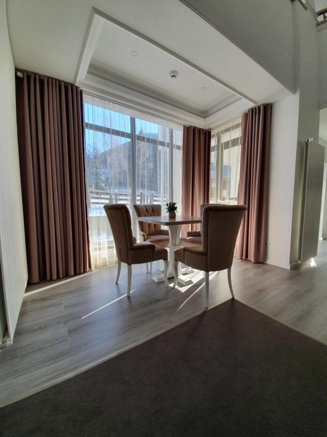 Vila Berlin Hotel Poiana Brasov Bagian luar foto