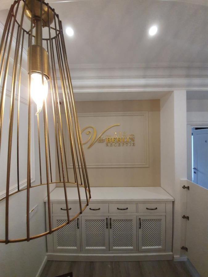 Vila Berlin Hotel Poiana Brasov Bagian luar foto